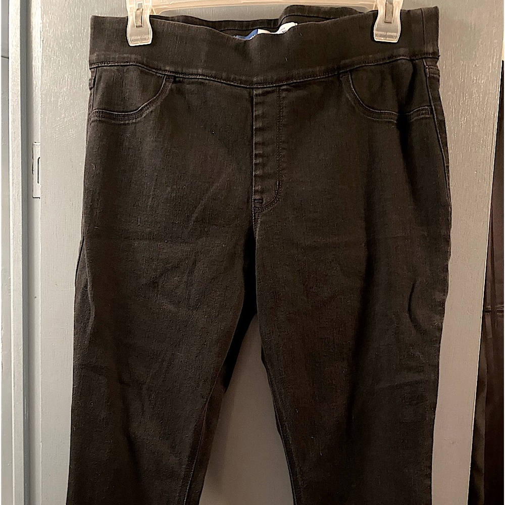 These are Old Navy jeggings, black, size 16 short, and they have never been worn